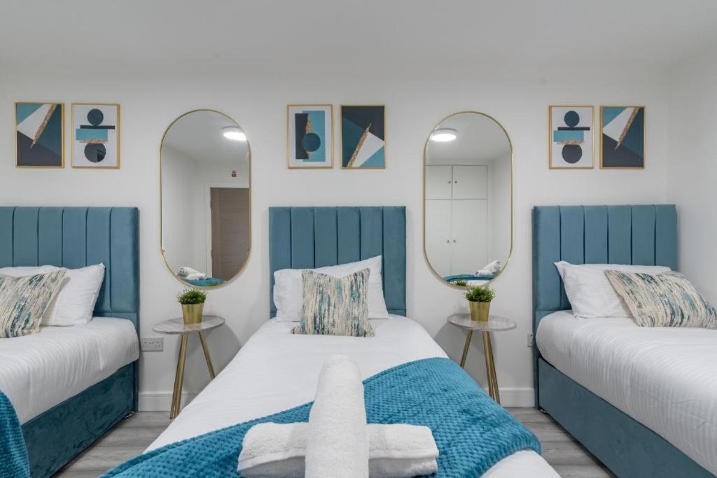 Luxurious Apartments - In Cardiff Buitenkant foto