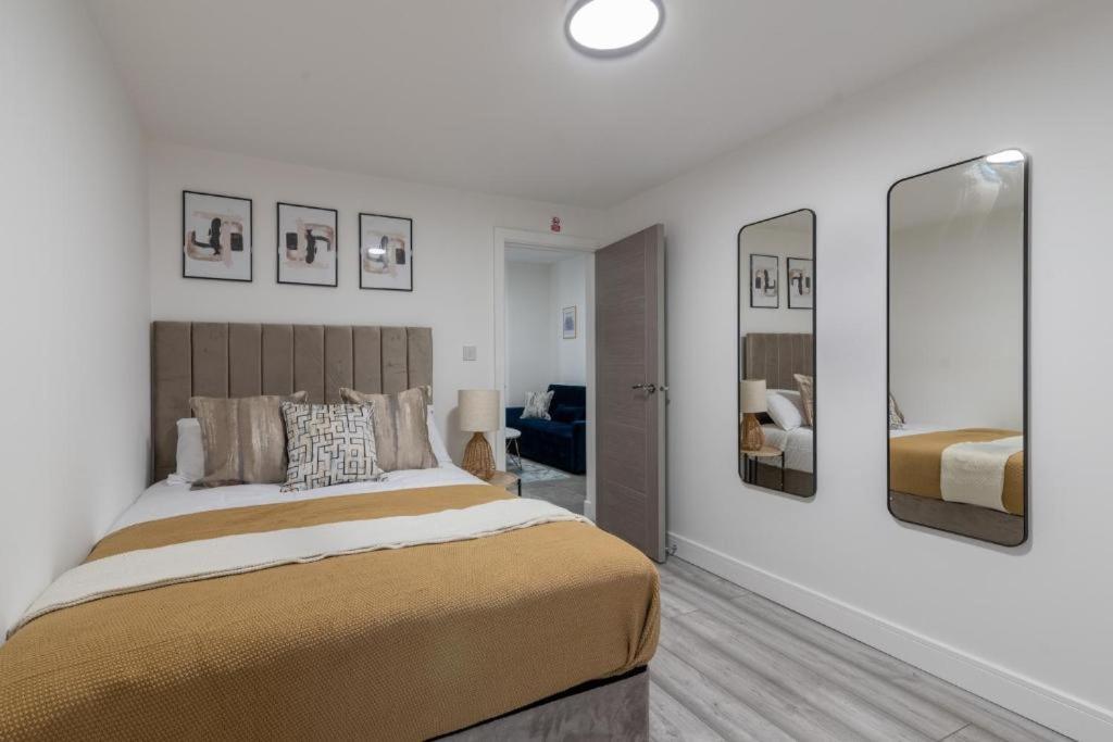 Luxurious Apartments - In Cardiff Buitenkant foto